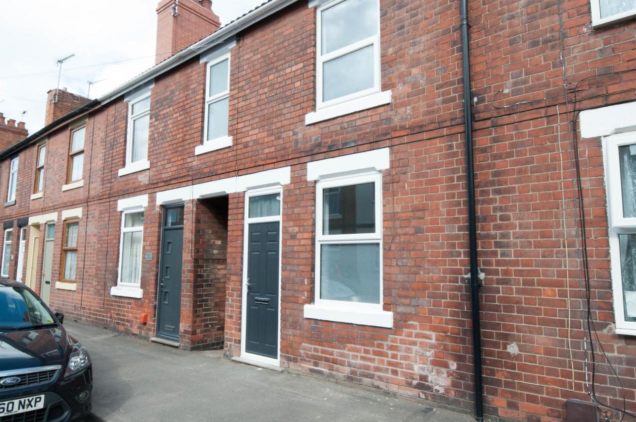 The Comet - 5 Separate Beds & 3 Bathrooms Burton-upon-Trent Exterior foto